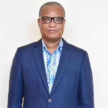  Dr. Wisdom Agbevanu 